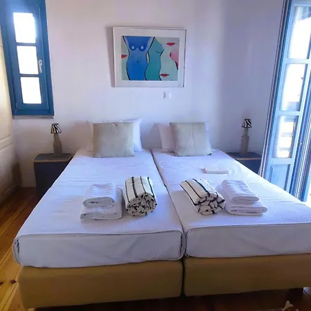 Cycladic Stone House With Pool & Sunset Views Gialiskari (Kea)